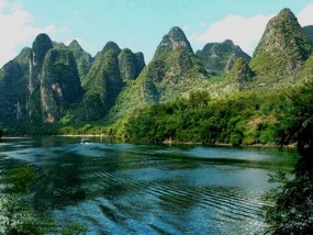 广西桂林、阳朔双飞四日游