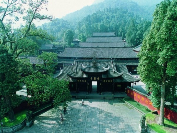 峨眉山